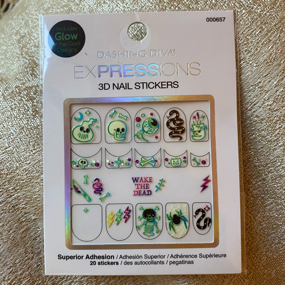 Dashing Diva Halloween Nail Stickers NWT 💀 🕷